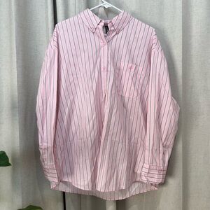 H&M Divided pink button up top